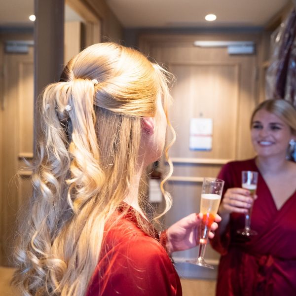 Hannah and Simon at The Merchant Adventurer's Hall - bridal prep 3
